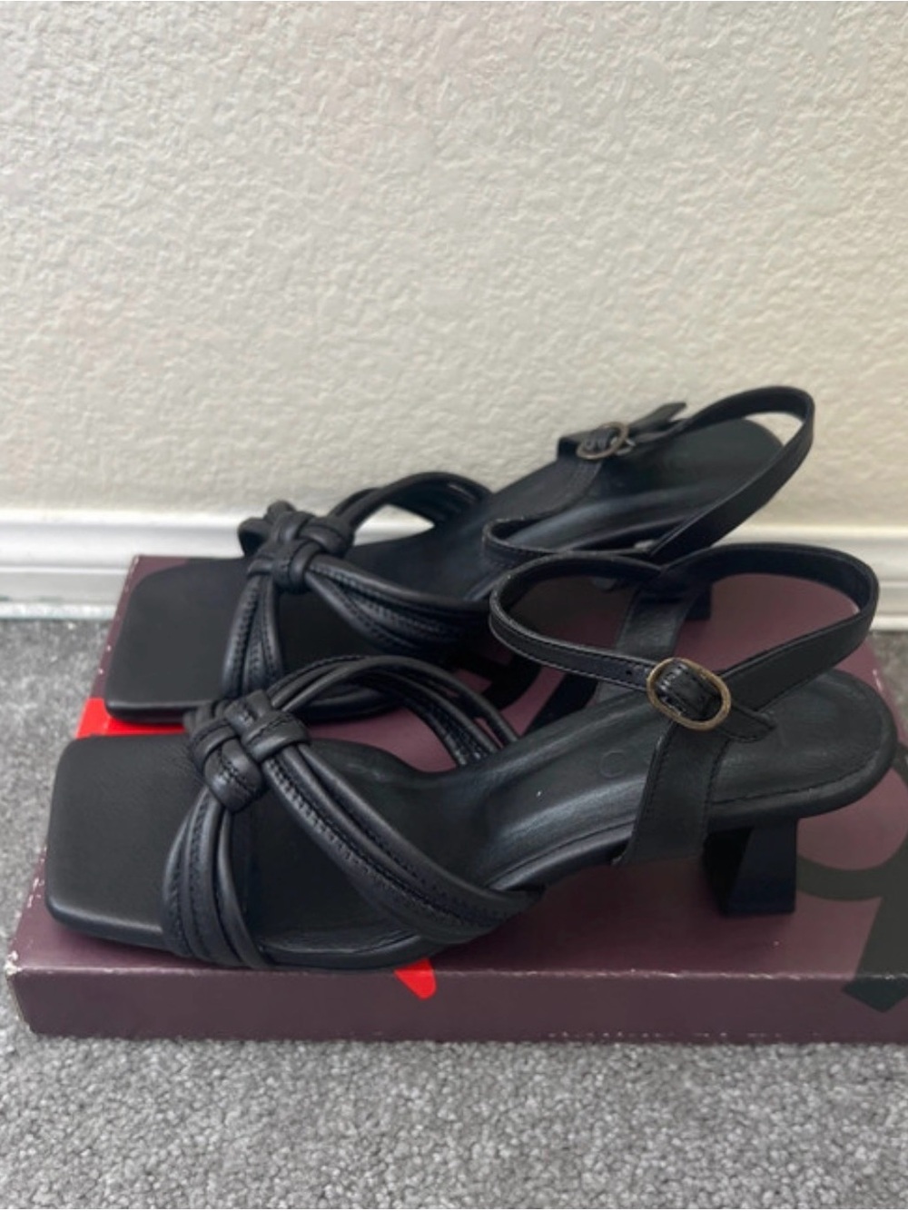 Bueno Windsor Knotted Leather  Sandal  NWT